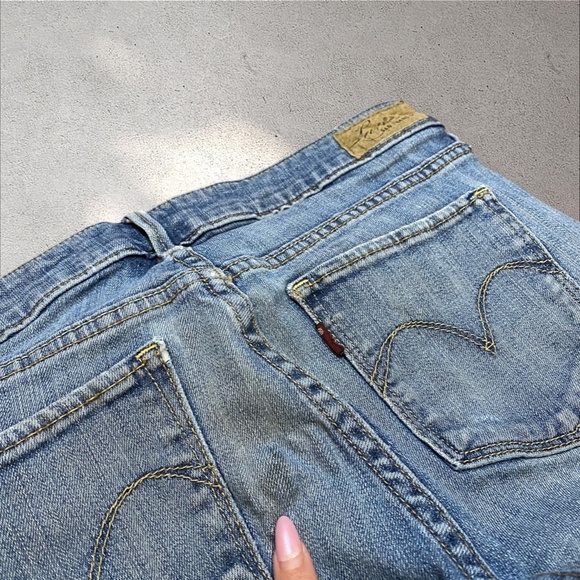 Levi’s Slight Curve Classic Rise Boot Jeans - Picture 7 of 8